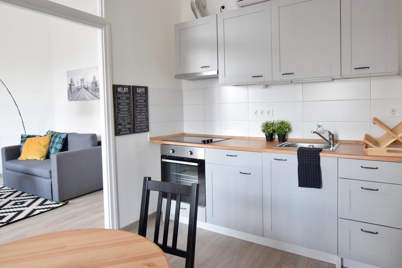 Standard Apartment By Hi5 - Bazilika Suite Budapest Extérieur photo