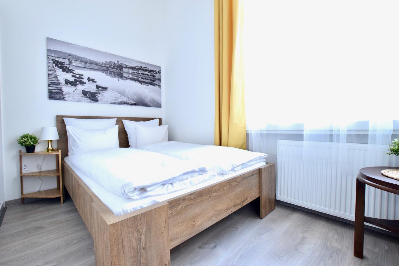 Standard Apartment By Hi5 - Bazilika Suite Budapest Extérieur photo