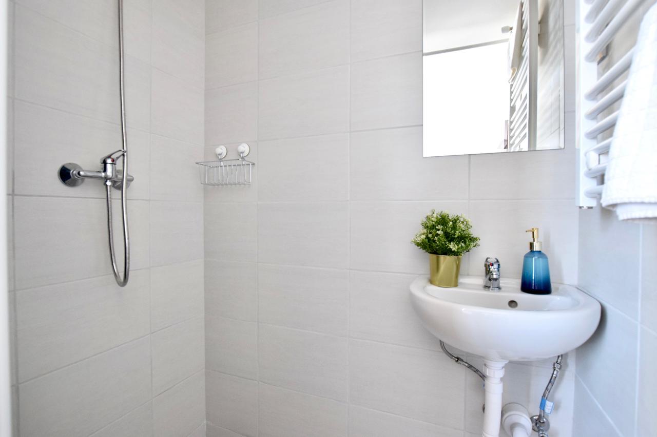Standard Apartment By Hi5 - Bazilika Suite Budapest Extérieur photo