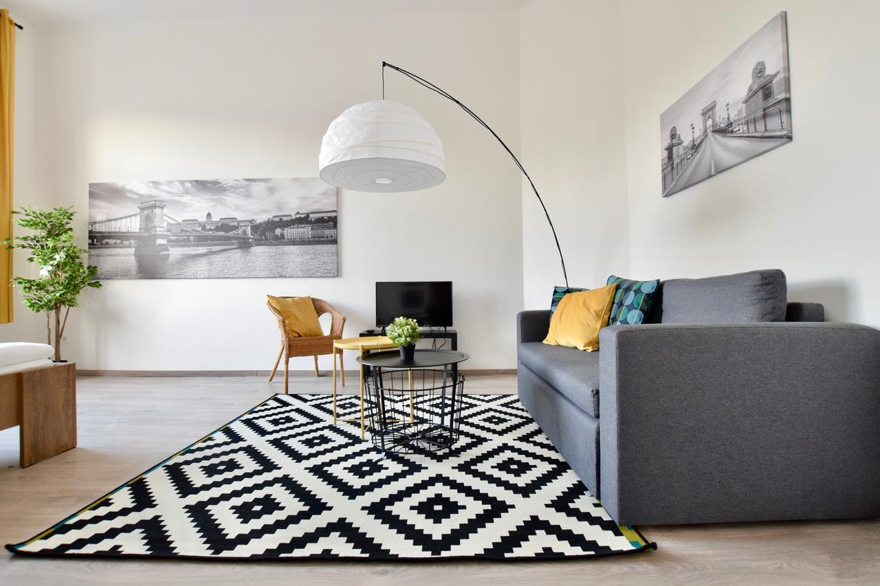 Standard Apartment By Hi5 - Bazilika Suite Budapest Extérieur photo